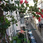 Chiado Place To Be Lissabon